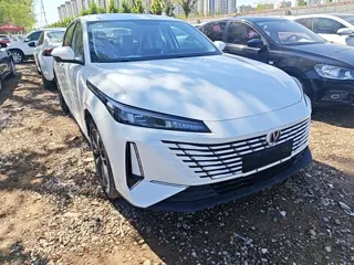 Changan PHEV 2026 купить из Китая, цена 2 802 000 ₽ — Suifenhe Auto