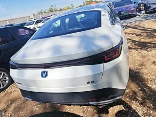 Changan PHEV 2026 купить из Китая, цена 2 802 000 ₽ — Suifenhe Auto