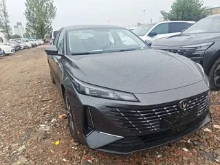 Changan PHEV 2026 купить из Китая, цена 2 800 000 ₽ — Suifenhe Auto