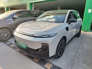Leapmotor B10 2025 купить из Китая, цена 2 962 000 ₽ — Suifenhe Auto