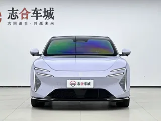 Avatr 06 2025 купить из Китая, цена 4 651 000 ₽ — Suifenhe Auto