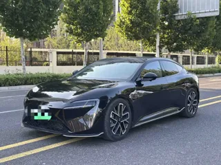 Avatr 06 2025 купить из Китая, цена 4 213 000 ₽ — Suifenhe Auto