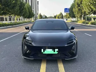 Avatr 06 2025 купить из Китая, цена 4 213 000 ₽ — Suifenhe Auto