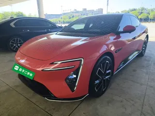 Avatr 06 2025 купить из Китая, цена 4 535 000 ₽ — Suifenhe Auto