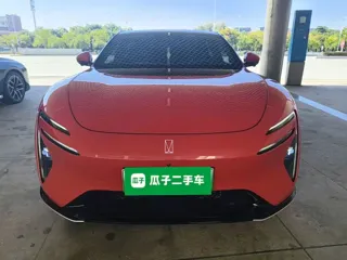 Avatr 06 2025 купить из Китая, цена 4 535 000 ₽ — Suifenhe Auto