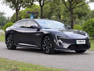 Avatr 06 2025 купить из Китая, цена 4 541 000 ₽ — Suifenhe Auto