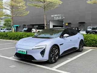 Avatr 06 2025 купить из Китая, цена 4 522 000 ₽ — Suifenhe Auto