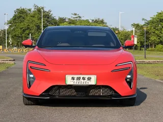 Avatr 06 2025 купить из Китая, цена 4 522 000 ₽ — Suifenhe Auto