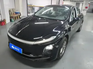 Hongqi E-QM5 2026 купить из Китая, цена 2 397 000 ₽ — Suifenhe Auto