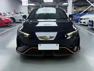 Changan UNI-V 2025 купить из Китая, цена 2 408 000 ₽ — Suifenhe Auto