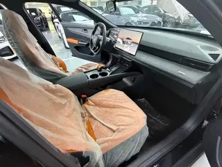 Changan UNI-V 2025 купить из Китая, цена 2 408 000 ₽ — Suifenhe Auto