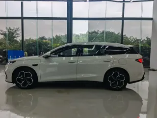 BYD Seal 06 DM-i Wagon 2025 купить из Китая, цена 3 265 000 ₽ — Suifenhe Auto