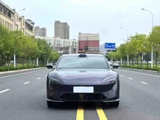 Avatr 06 2025 купить из Китая, цена 4 811 000 ₽ — Suifenhe Auto