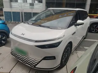 Xpeng X9 2025 купить из Китая, цена 8 430 000 ₽ — Suifenhe Auto