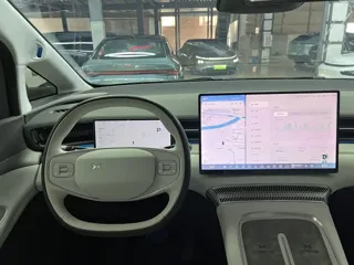 Xpeng X9 2025 купить из Китая, цена 6 750 000 ₽ — Suifenhe Auto
