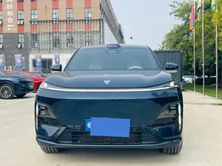 Deepal S09 2025 купить из Китая, цена 6 867 000 ₽ — Suifenhe Auto