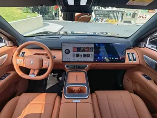 Deepal S09 2025 купить из Китая, цена 6 851 000 ₽ — Suifenhe Auto