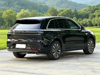 Li L6 2026 купить из Китая, цена 6 194 000 ₽ — Suifenhe Auto