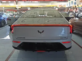 Wuling Starlight 2026 купить из Китая, цена 2 574 000 ₽ — Suifenhe Auto