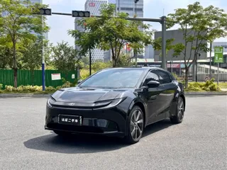 Toyota bZ5 2025 купить из Китая, цена 3 712 000 ₽ — Suifenhe Auto