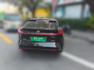 Toyota bZ5 2026 купить из Китая, цена 3 754 000 ₽ — Suifenhe Auto