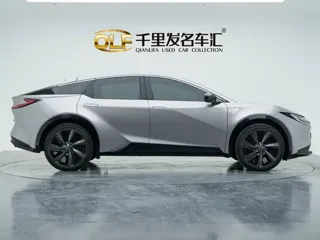 Toyota bZ5 2026 купить из Китая, цена 3 671 000 ₽ — Suifenhe Auto