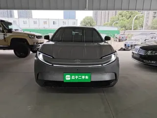 Toyota bZ5 2025 купить из Китая, цена 3 680 000 ₽ — Suifenhe Auto