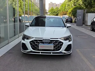 Audi A3 2025 купить из Китая, цена 3 872 000 ₽ — Suifenhe Auto