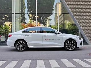 Audi A3 2025 купить из Китая, цена 3 872 000 ₽ — Suifenhe Auto