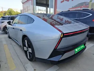 Xpeng P7 2025 купить из Китая, цена 7 429 000 ₽ — Suifenhe Auto