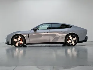 Xpeng P7 2025 купить из Китая, цена 7 447 000 ₽ — Suifenhe Auto