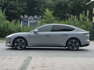Nio ET5 2026 купить из Китая, цена 6 796 000 ₽ — Suifenhe Auto
