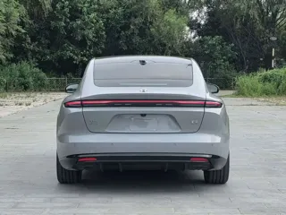 Nio ET5 2026 купить из Китая, цена 6 796 000 ₽ — Suifenhe Auto