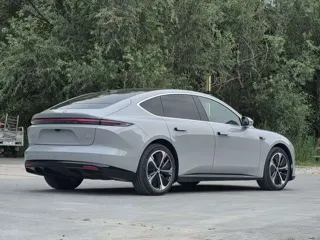 Nio ET5 2026 купить из Китая, цена 6 796 000 ₽ — Suifenhe Auto