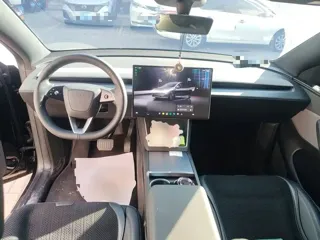 Tesla Model Y 2026 купить из Китая, цена 6 174 000 ₽ — Suifenhe Auto