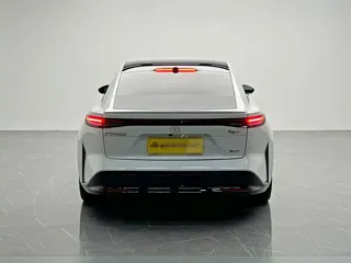 Toyota bZ7 2026 купить из Китая, цена 4 518 000 ₽ — Suifenhe Auto