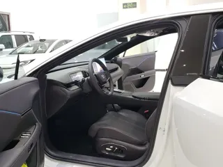 Toyota bZ7 2026 купить из Китая, цена 5 034 000 ₽ — Suifenhe Auto