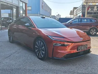 Toyota bZ7 2026 купить из Китая, цена 4 794 000 ₽ — Suifenhe Auto
