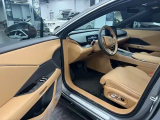 Toyota bZ7 2026 купить из Китая, цена 4 555 000 ₽ — Suifenhe Auto