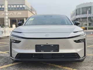 Toyota bZ7 2026 купить из Китая, цена 4 794 000 ₽ — Suifenhe Auto
