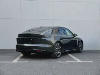 Nio ET5 2026 купить из Китая, цена 6 391 000 ₽ — Suifenhe Auto