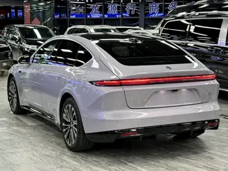 Nio ET5 2026 купить из Китая, цена 6 151 000 ₽ — Suifenhe Auto