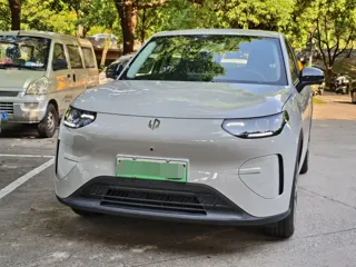 Leapmotor A10 2026 купить из Китая, цена 1 257 000 ₽ — Suifenhe Auto