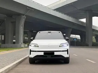 Onvo L80 2026 купить из Китая, цена 5 826 000 ₽ — Suifenhe Auto