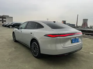 BYD Seal 08 2026 купить из Китая, цена 5 571 000 ₽ — Suifenhe Auto