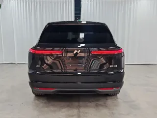 Onvo L80 2026 купить из Китая, цена 5 587 000 ₽ — Suifenhe Auto