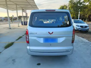 Wuling Hong Guang V 2020 купить из Китая, цена 1 101 000 ₽ — Suifenhe Auto