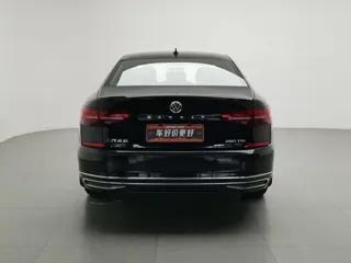 Volkswagen Passat 2020 купить из Китая, цена 1 543 000 ₽ — Suifenhe Auto