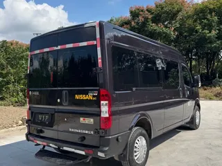 Dongfeng Yufeng 2025 купить из Китая, цена 1 957 000 ₽ — Suifenhe Auto
