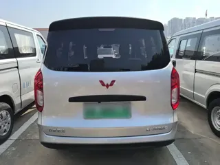 Wuling Hongguang 2025 купить из Китая, цена 1 458 000 ₽ — Suifenhe Auto